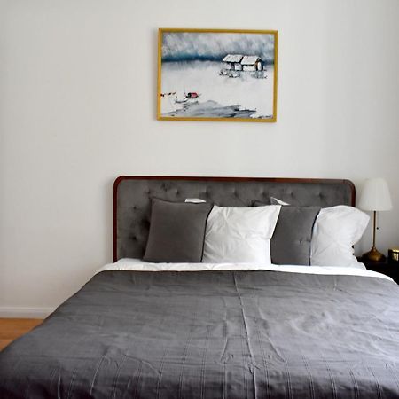 Lovely Apartment In Center Praga Exterior foto